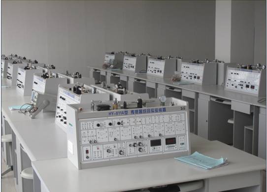 電子電工實(shí)訓(xùn)中心實(shí)訓(xùn)室簡(jiǎn)介-咸陽(yáng)職業(yè)技術(shù)學(xué)院