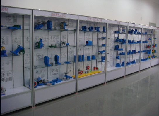機(jī)械制圖陳列柜