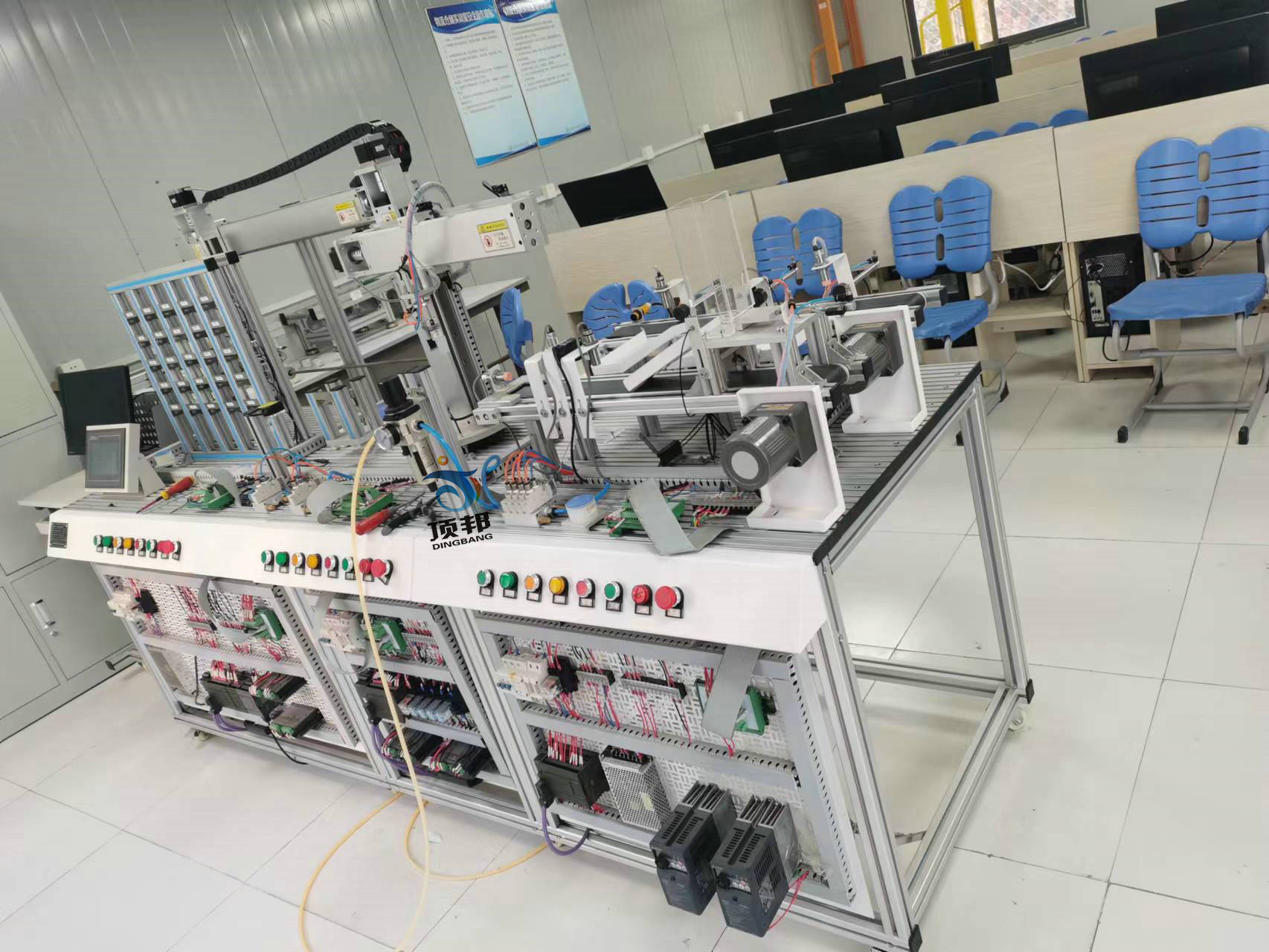 �F(xi��n)�������}(c��ng)��(ch��)�Ԅ�(d��ng)����(sh��)�(y��n)ϵ�y(t��ng)