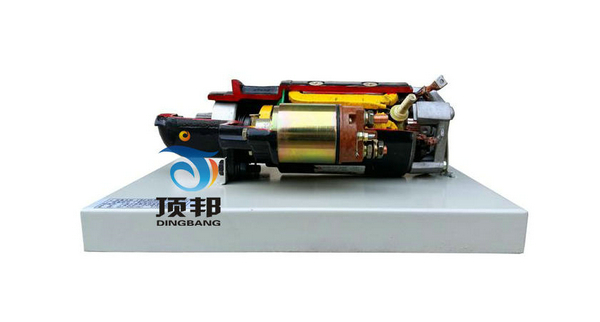 �����C(j��)����(d��ng)�C(j��)����ģ��