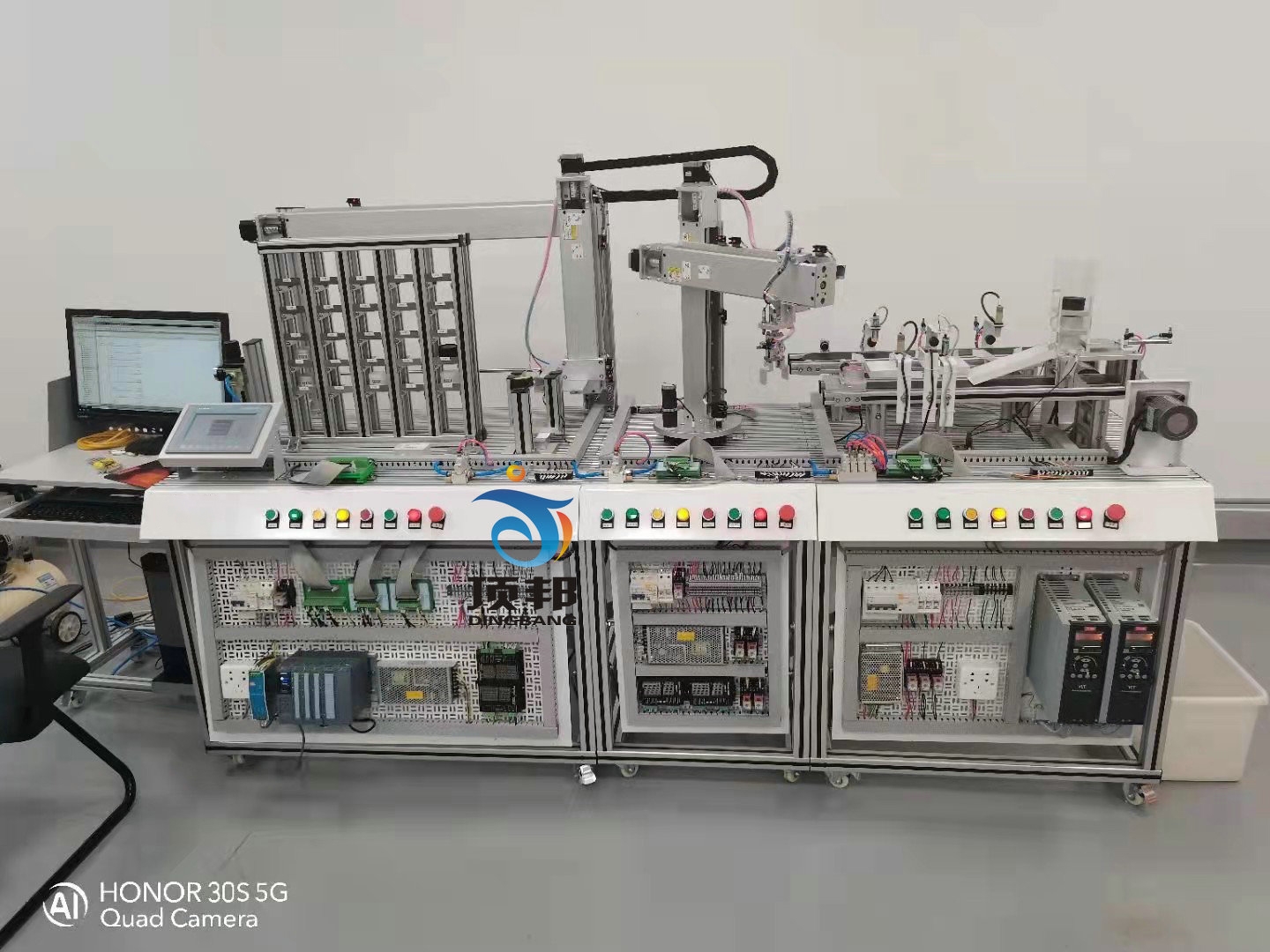 �����}��(ch��)�Ԅ�(d��ng)����(sh��)�(y��n)ϵ�y(t��ng)