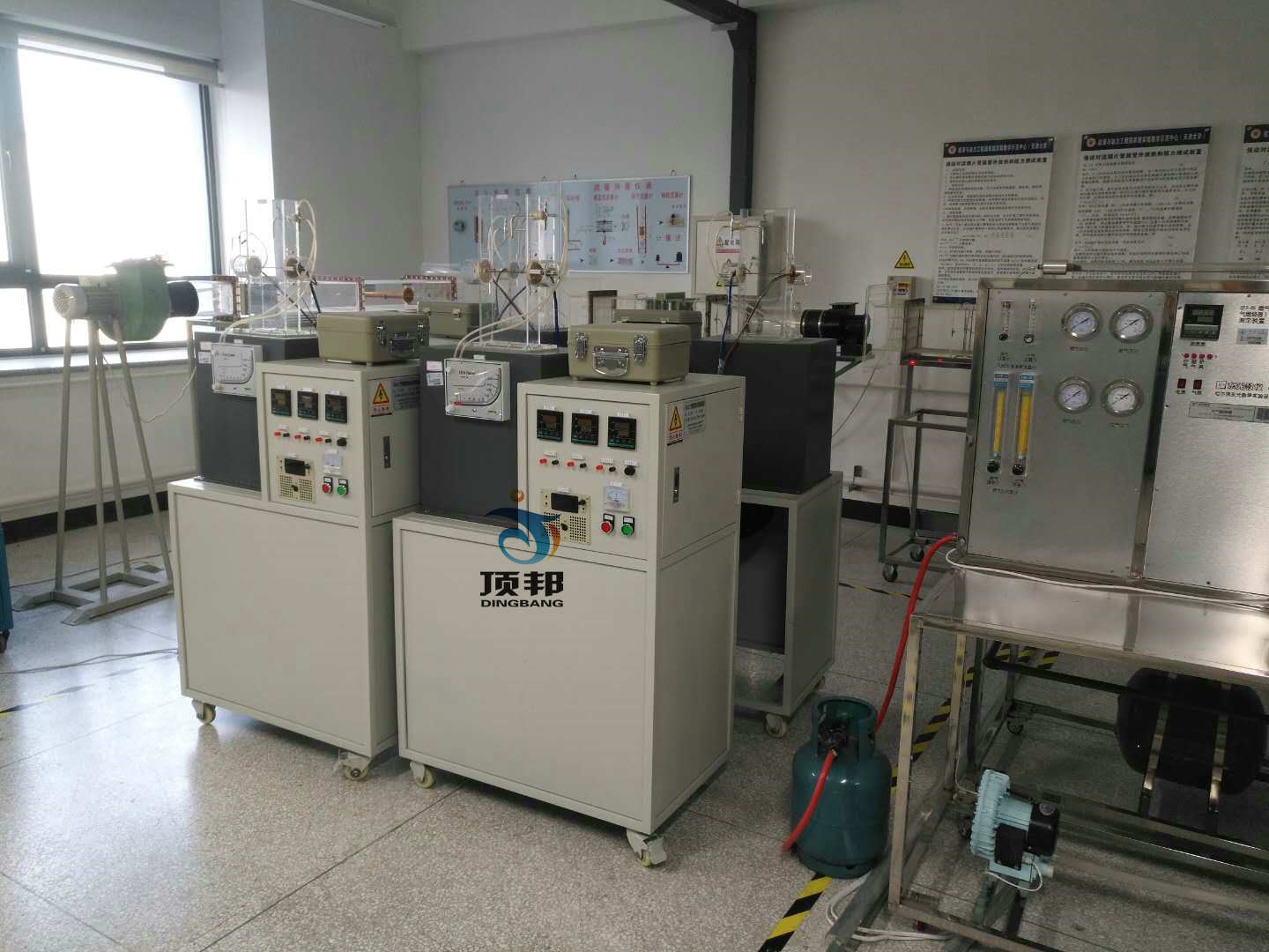 空氣橫掠單管強迫對流的換熱實驗臺