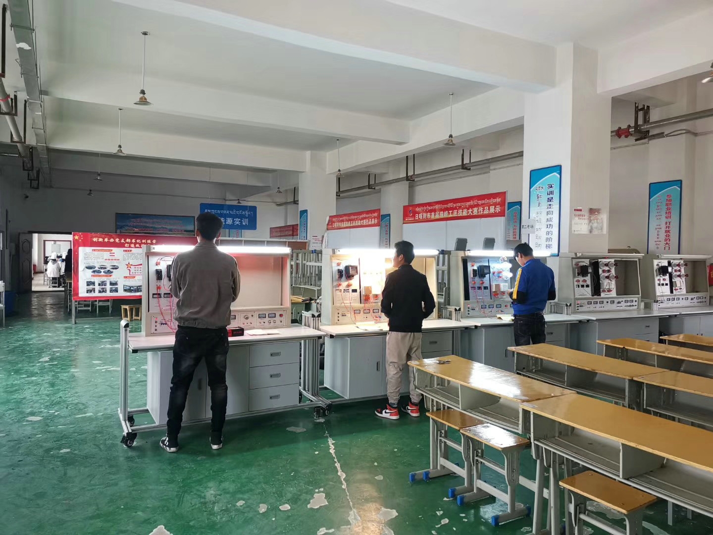 ��ȫ��늌�(sh��)Ӗ(x��n)�b��