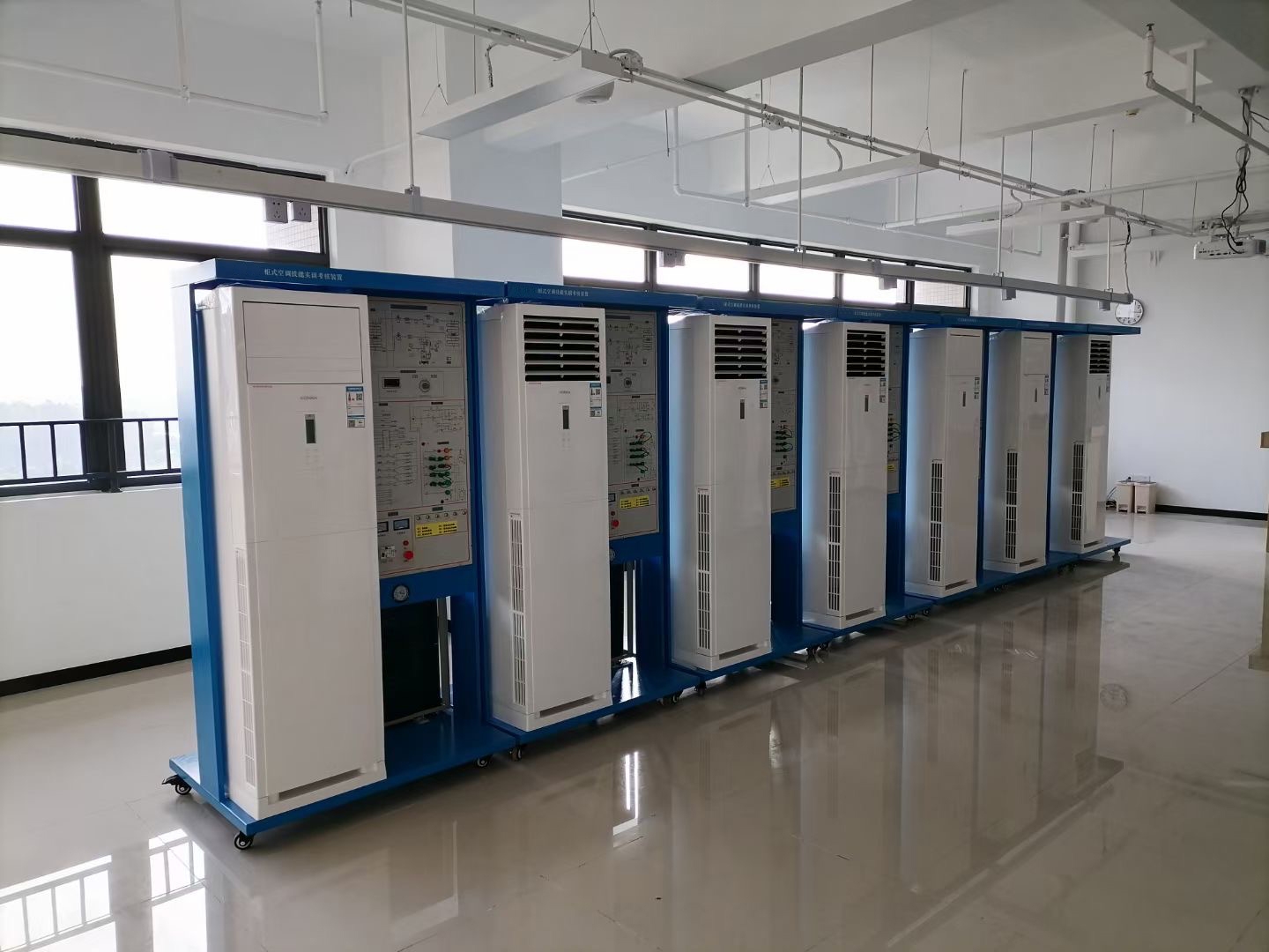 柜式空調(diào)技能實訓(xùn)考核裝置