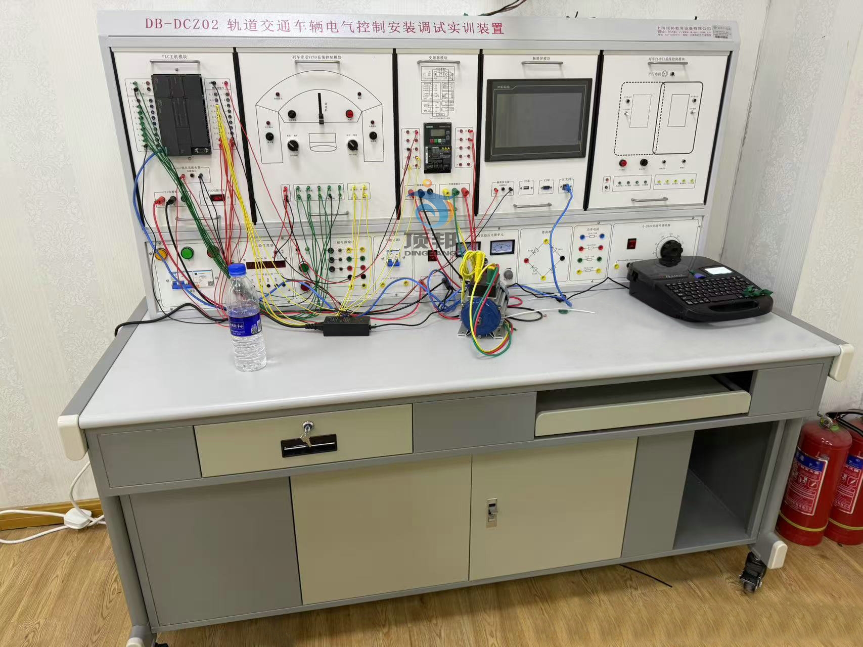 軌道交通車輛電氣控制安裝調(diào)試實訓(xùn)裝置