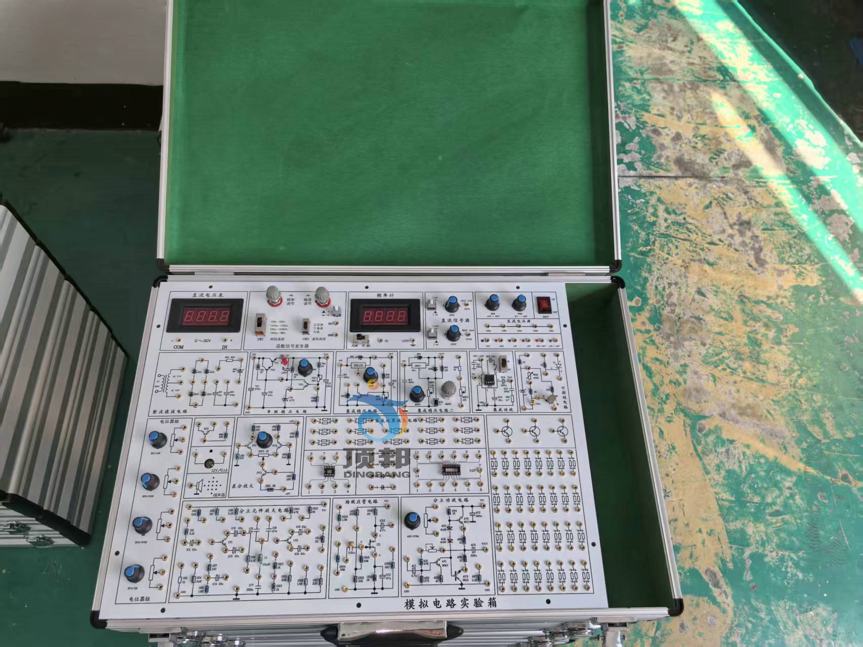 ģ�M�·�����