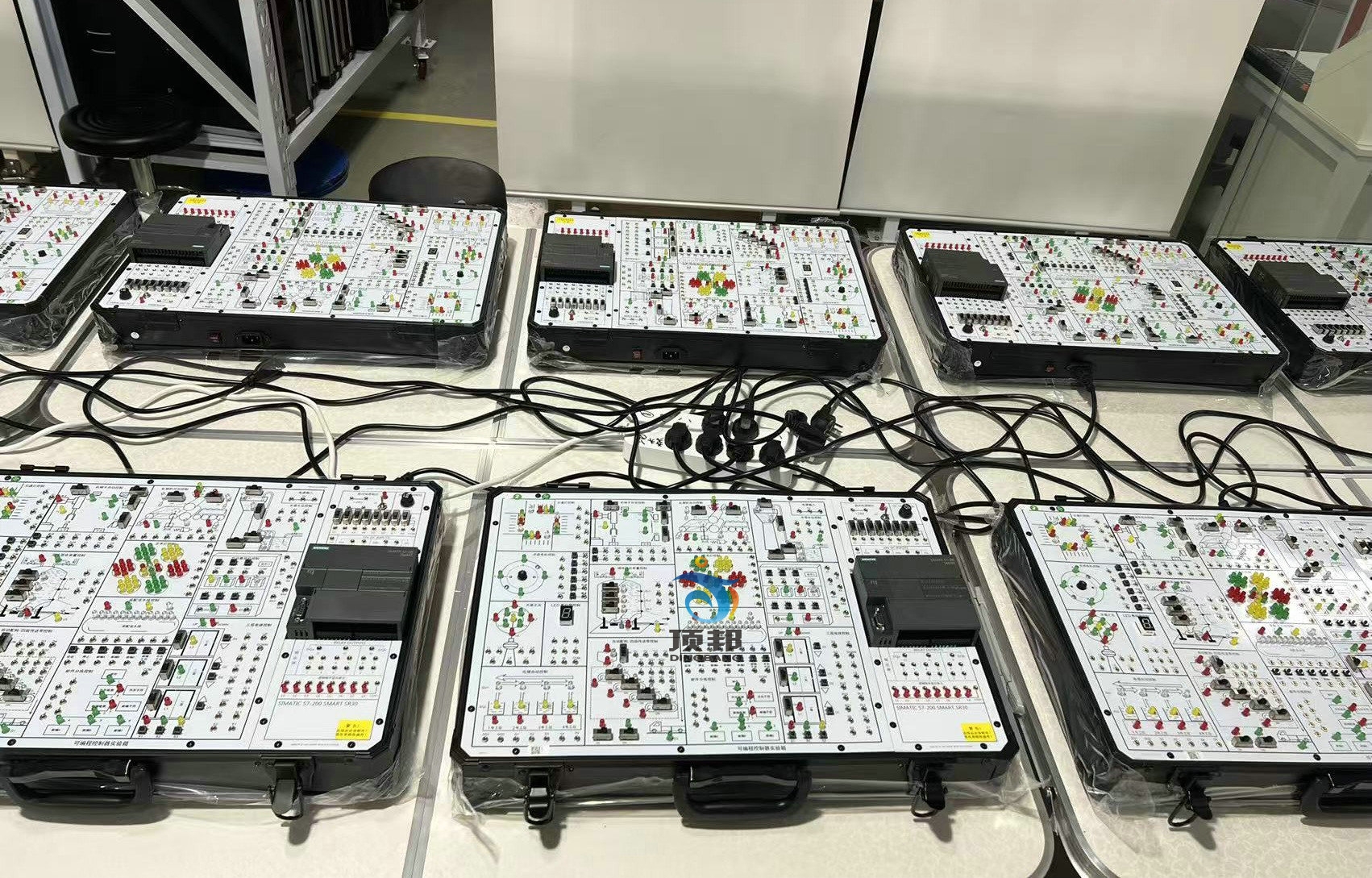 ���T��PLC�ɾ��̌����