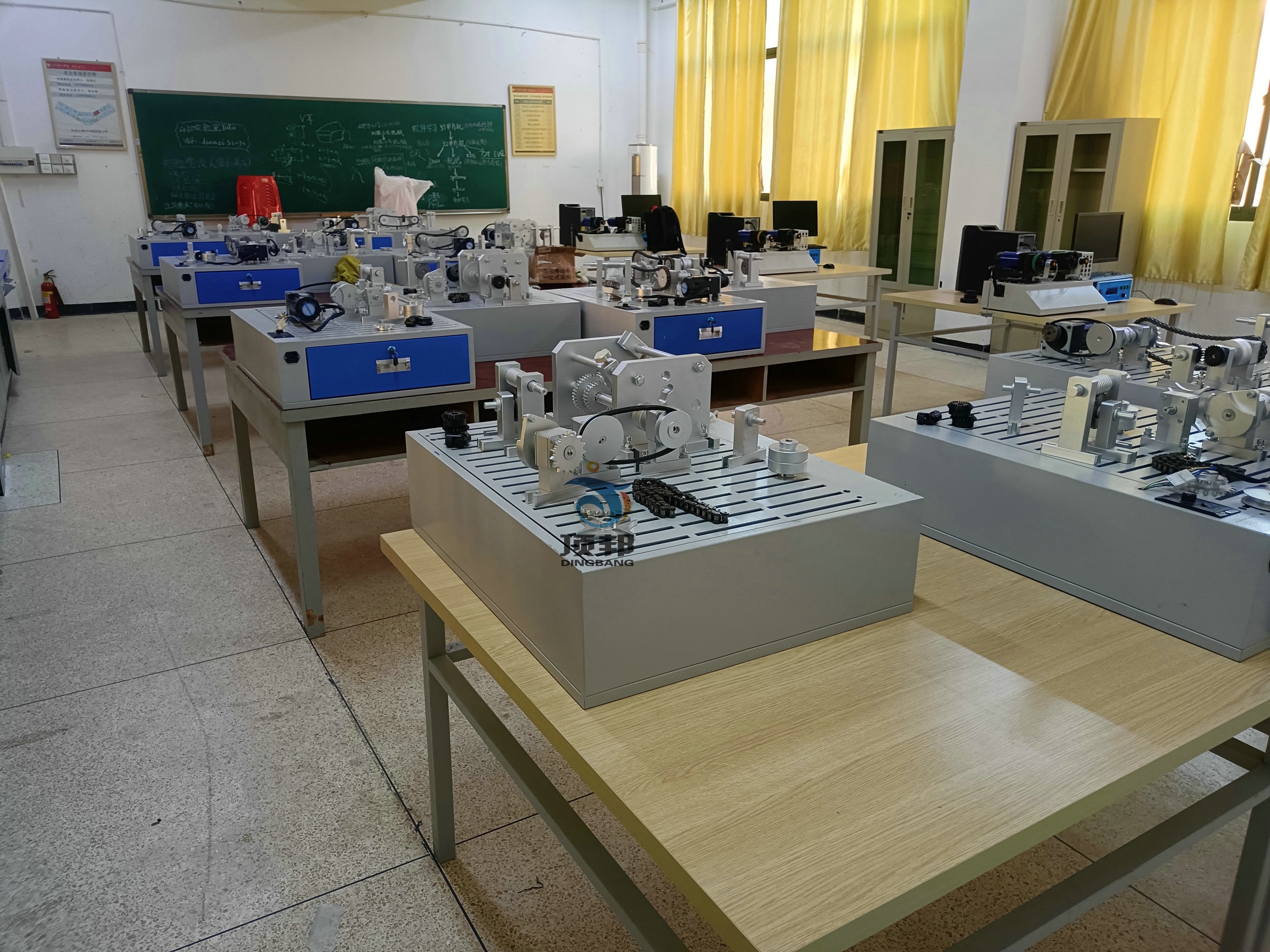 ��yʽ�Cеϵ�y(t��ng)���ӄ�(chu��ng)�½M���OӋ����_